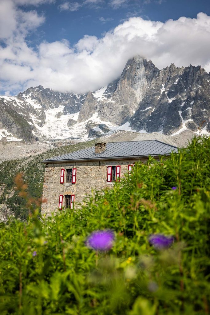 gare de Montenvers à Chamonix au départ de la randonnée du Signal Forbes - Photo par Alexandre Gendron