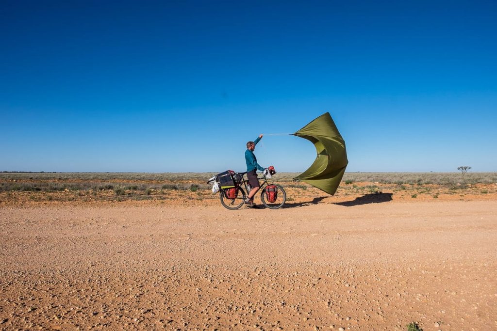 L’AUTONOMIE ÉNERGÉTIQUE EN VOYAGE / AVENTURE. — photo Alexandre Gendron